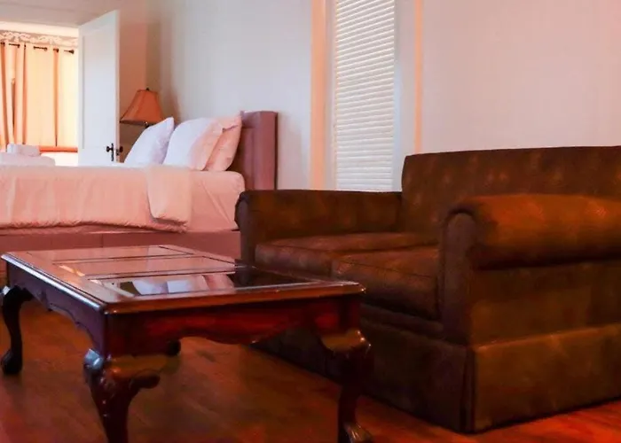Appartement Your Crew's Away From *